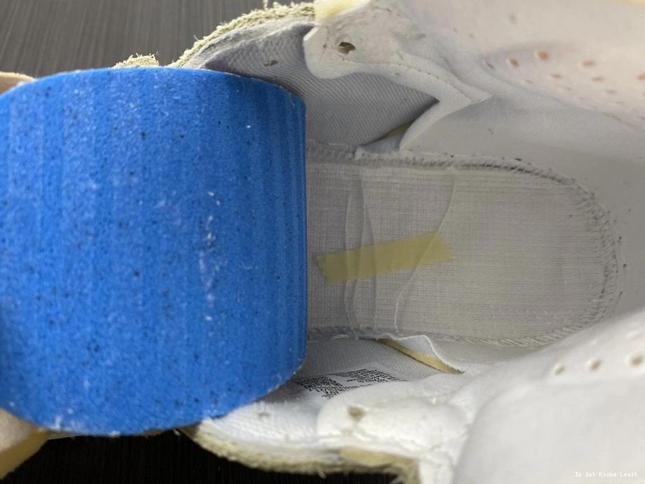 Zoom Aura 1 CMFT Jordan Olive Air CT0979-102 0129